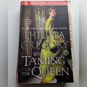 The Taming of the Queen Book By Philippa Gregory Paperback Good Condition